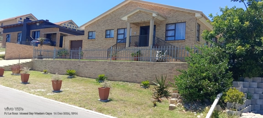 3 Bedroom Property for Sale in Seemeeu Park Western Cape